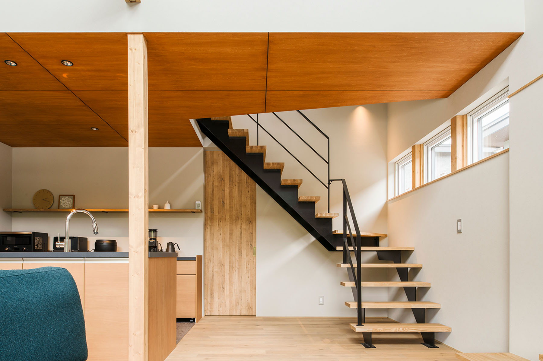 USAMI HOME 内装 階段