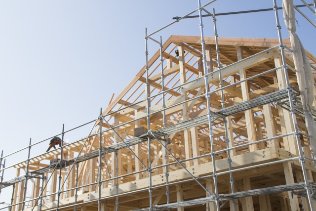 建築途中の物件